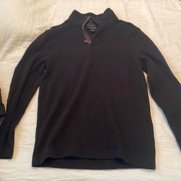 Sweater - Picture 1 of 1